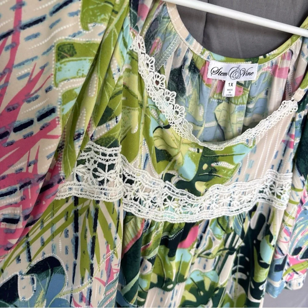 Green and Pink Ruffled Tunic - Picture 7 of 10